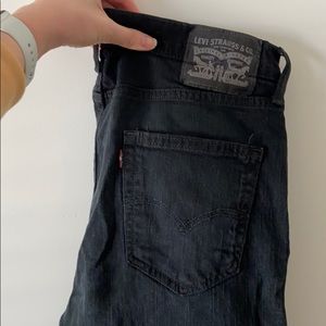 Black Levi’s Jeans